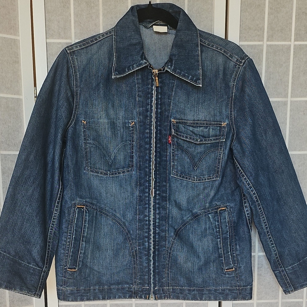 Levi's Women's Blue Denim Jacket